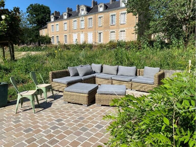 La Grange de Launay, un lieu de séminaire en pleine nature à Nantes avec vue sur le chateau